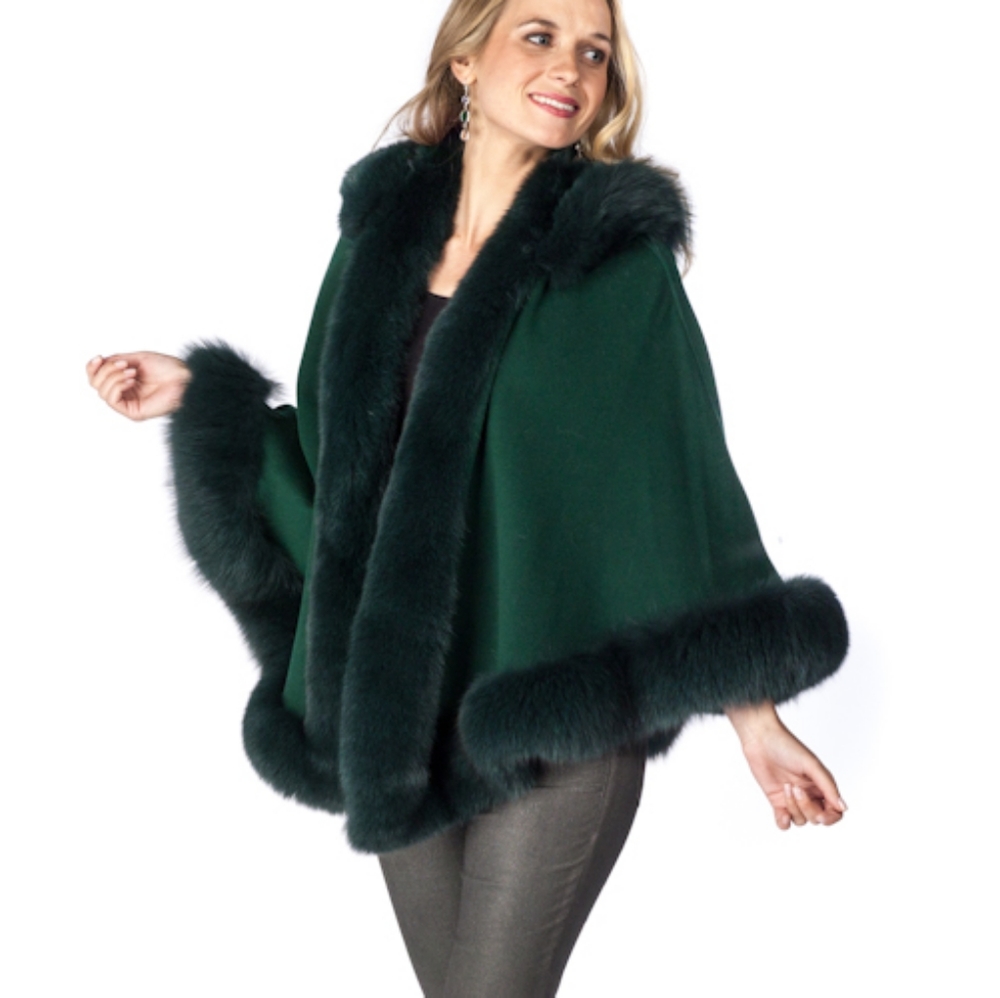 Green Cape w/ Fur Trim